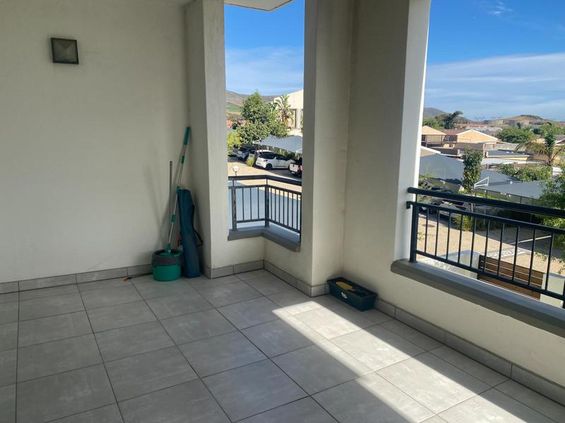 To Let 2 Bedroom Property for Rent in Richwood Western Cape